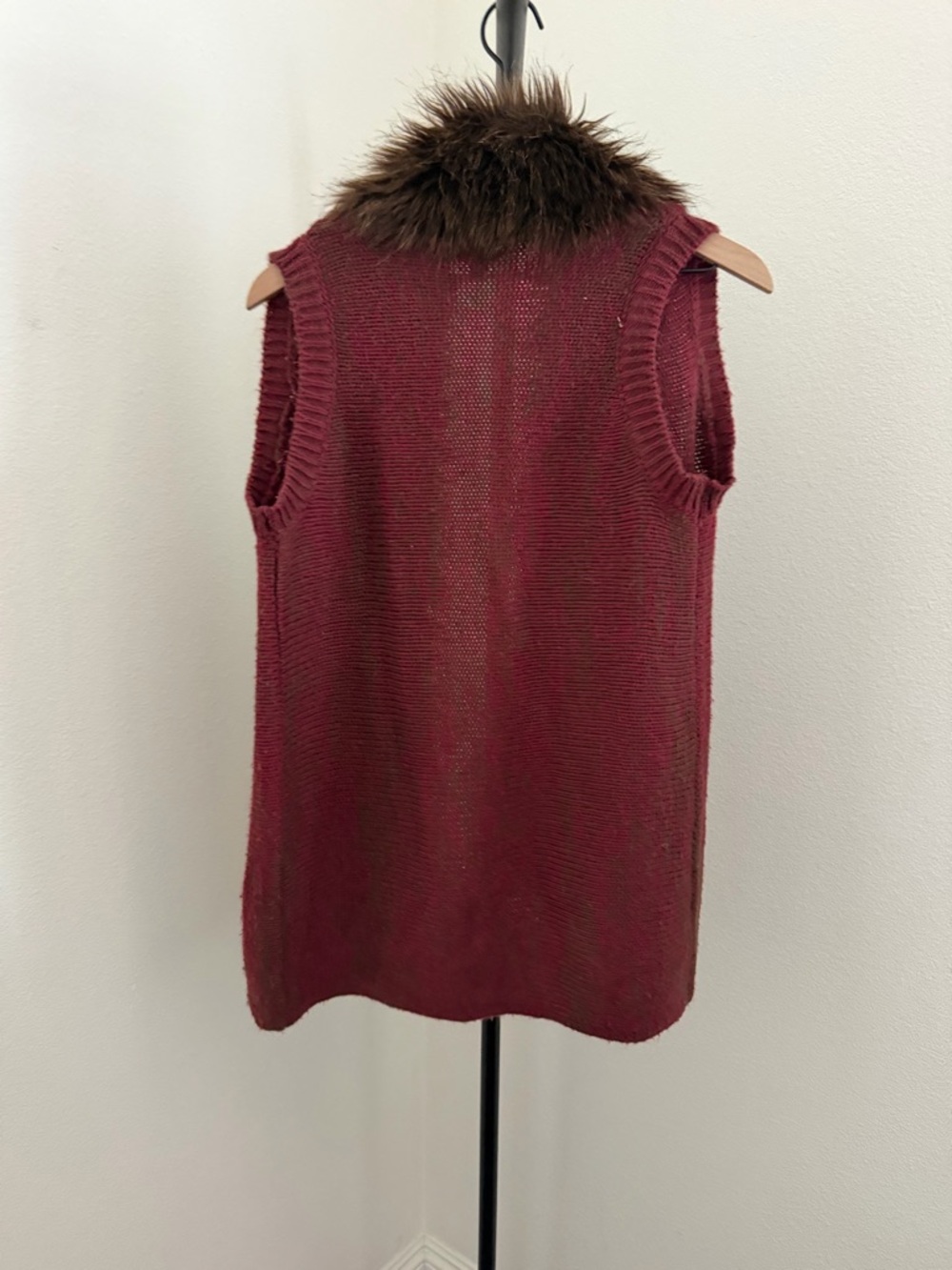C Burgundy Knit Vest with Brown Faux Fur Trim - Picture 4 of 4